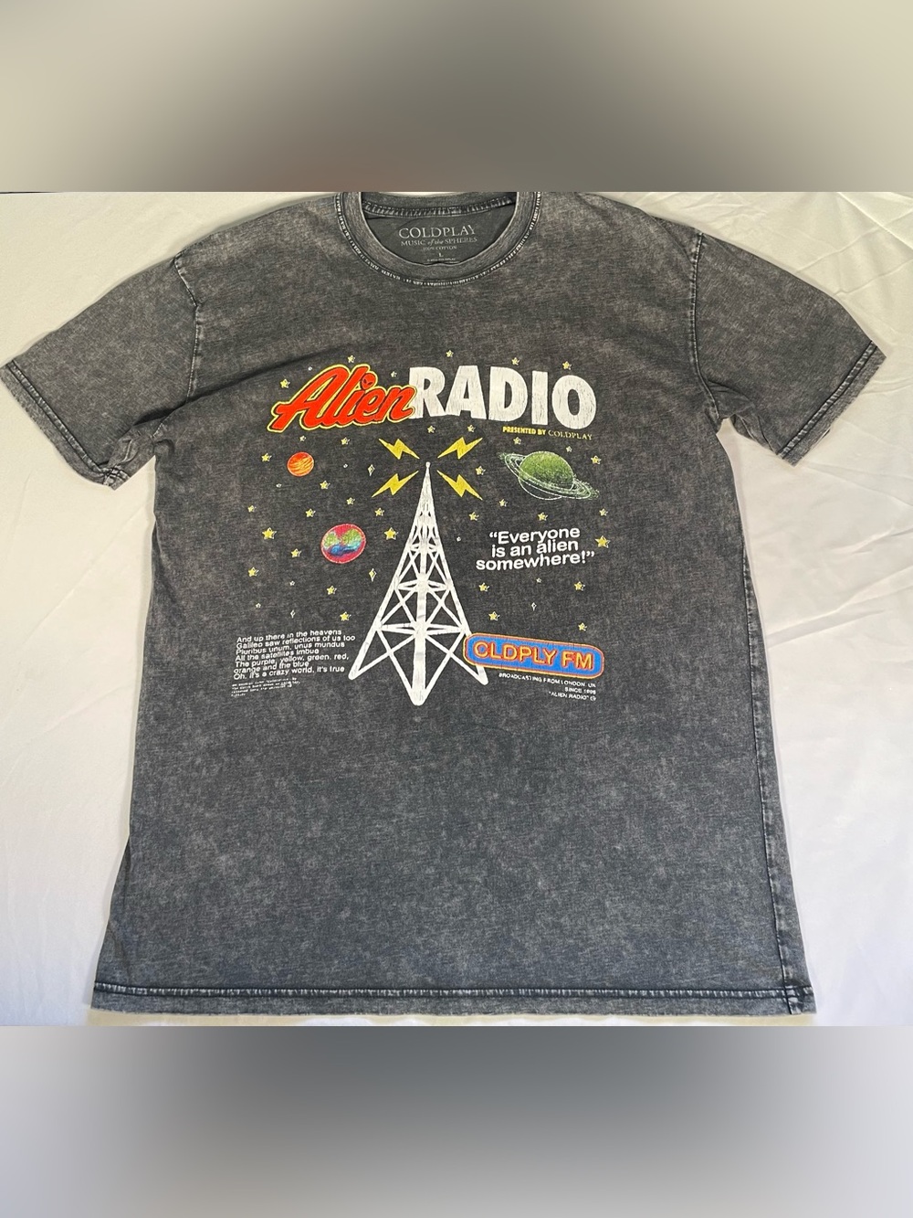 Coldplay Music of the Spheres World Tour T-Shirt – Size L – Vintage Mineral Wash